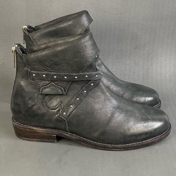 Free People Shoes - FREE PEOPLE Alamosa Ankle Black leather booties  size 5.5 (36)